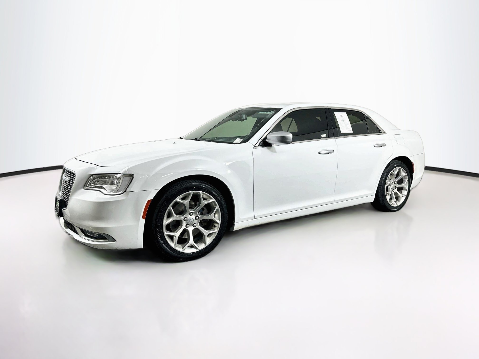 Used 2018 Chrysler 300 C w/ Sun, Sound & Nav Package RWD image 3