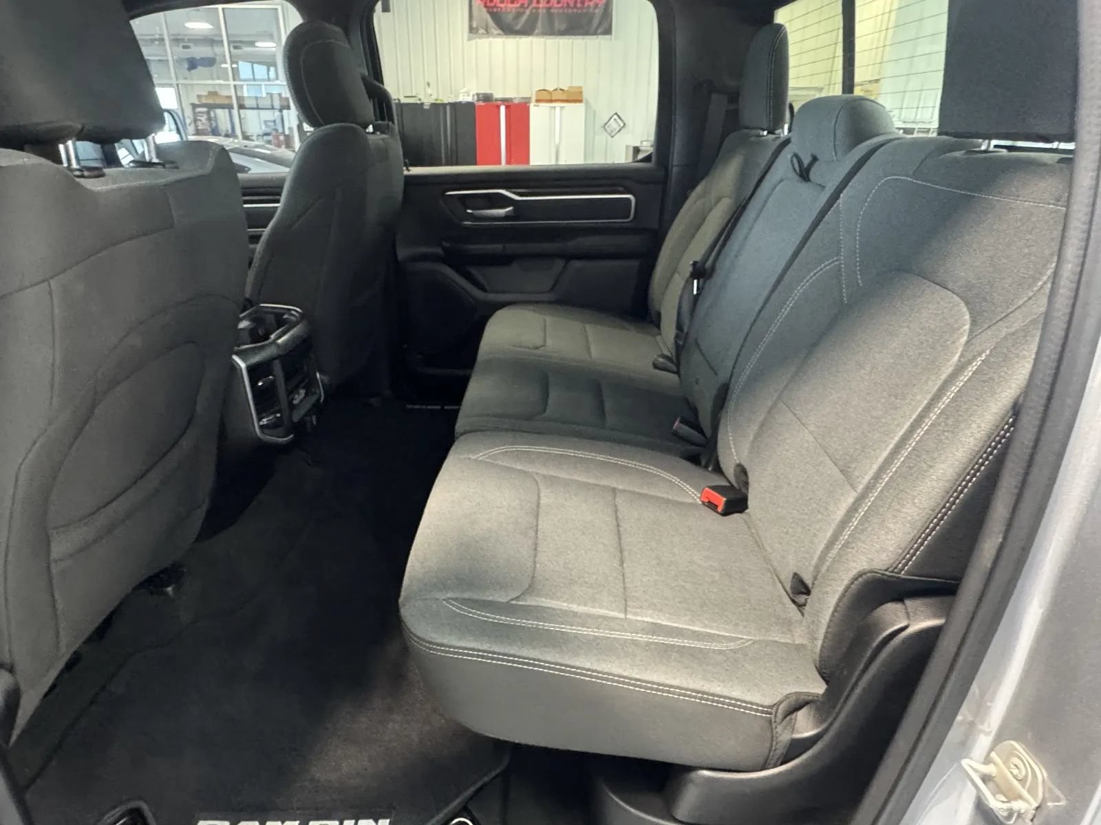 Used 2022 RAM 1500 Big Horn AWD/4WD image 13