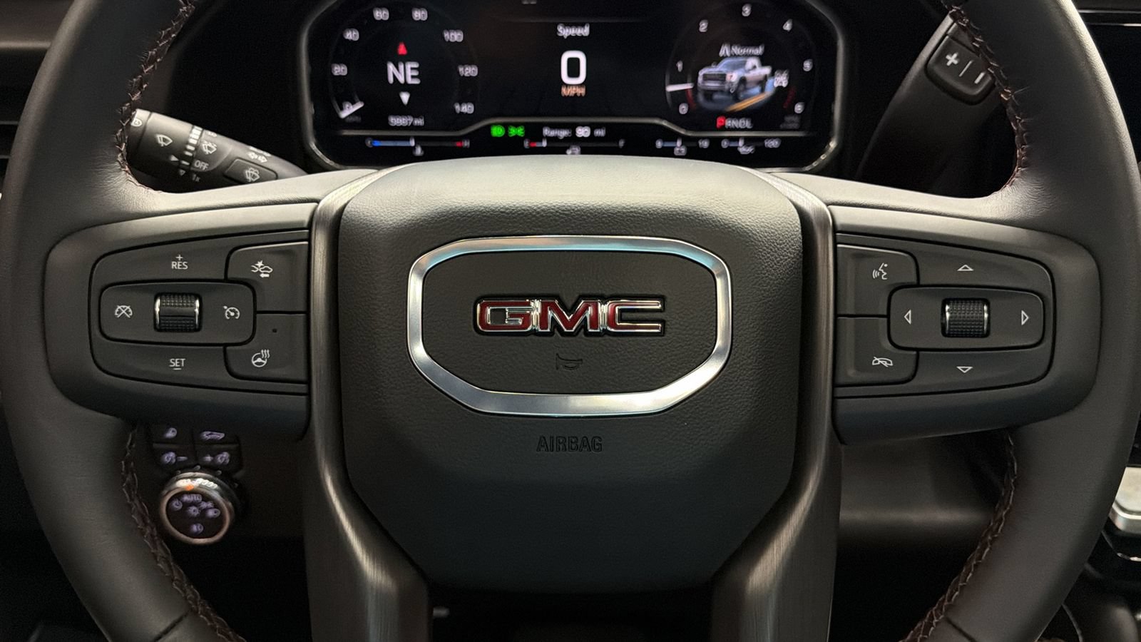 Used 2025 GMC Sierra 2500 AT4X AWD/4WD image 29