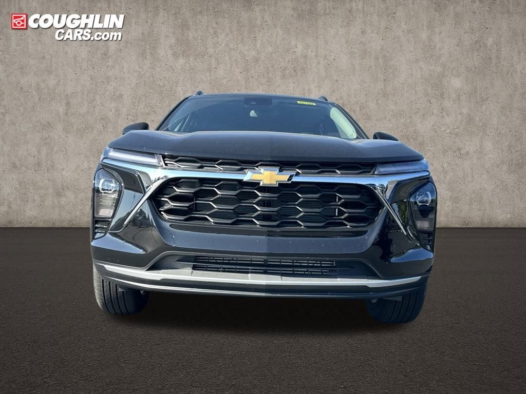 New 2025 Chevrolet Trax LT w/ Driver Confidence Package video 2