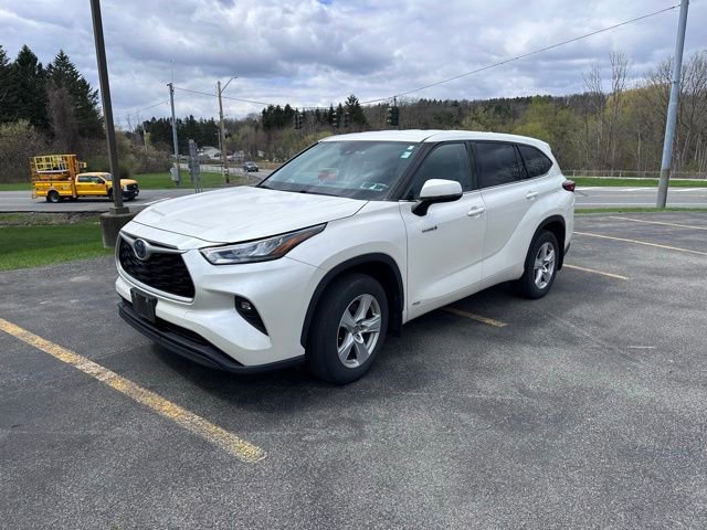 Used 2020 Toyota Highlander LE AWD/4WD image 7