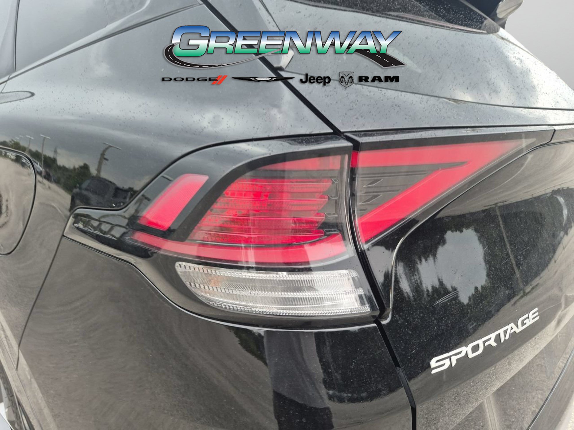 Used 2025 Kia Sportage SX FWD image 6