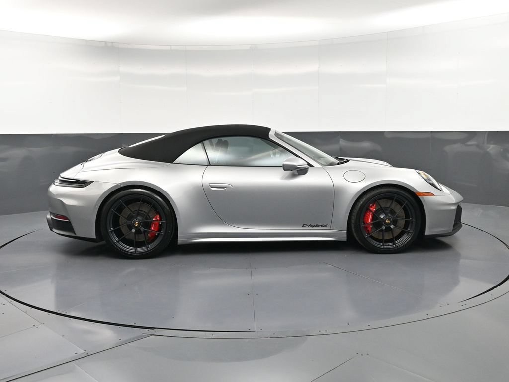 New 2026 Porsche 911 Carrera 4 GTS AWD/4WD image 9