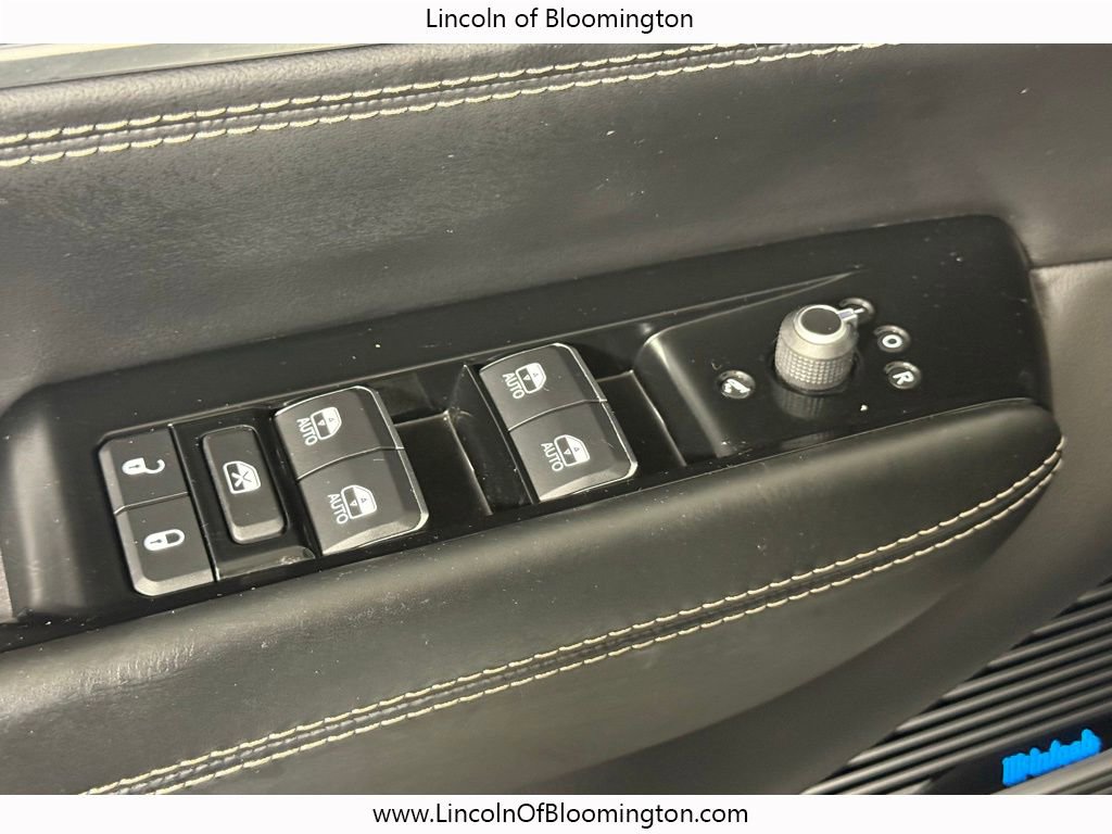 Used 2022 Jeep Grand Wagoneer Series I image 16