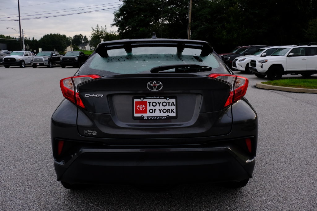 Used 2021 Toyota C-HR LE FWD image 4