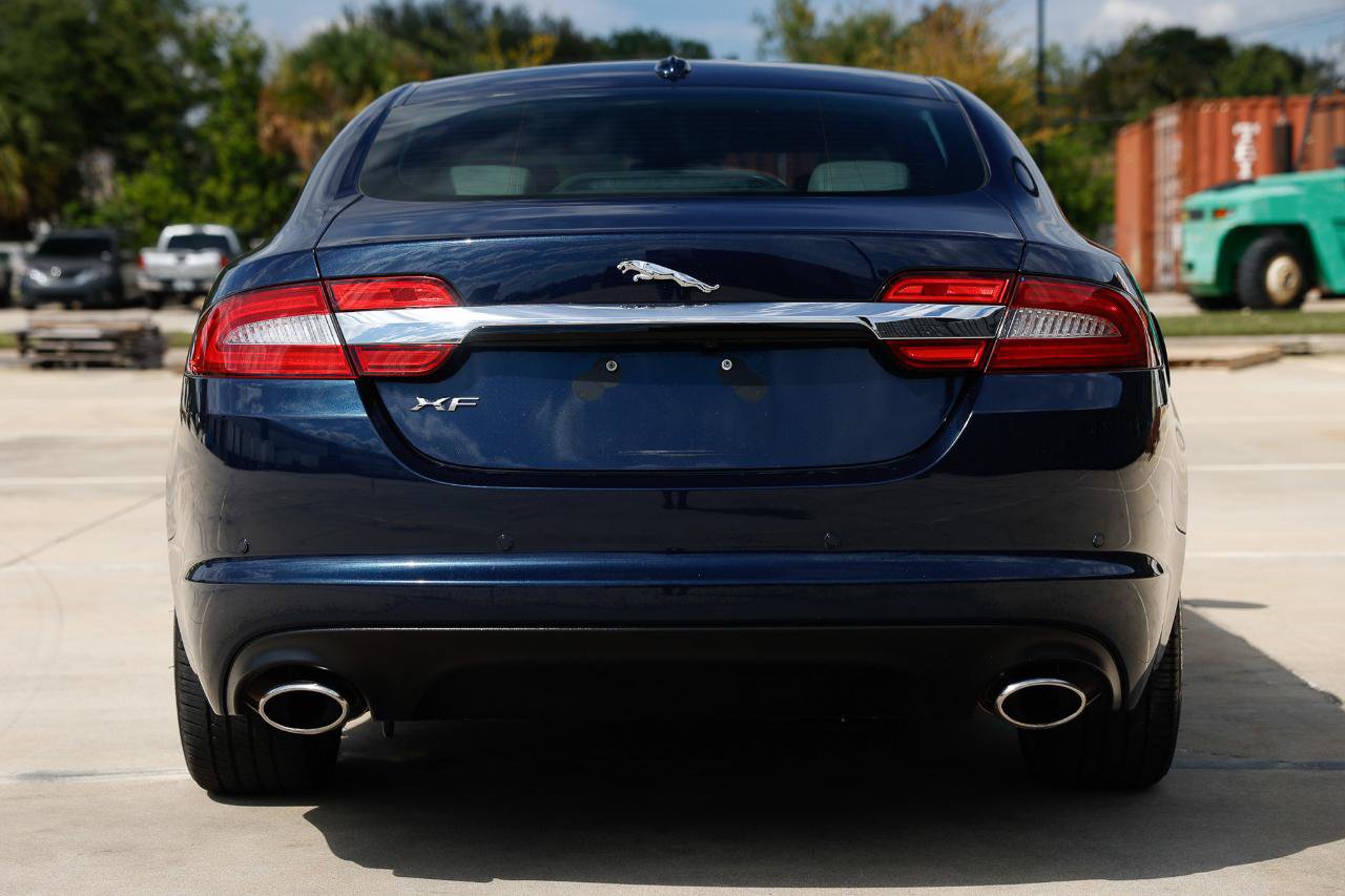 Used 2012 Jaguar XF Portfolio RWD image 7