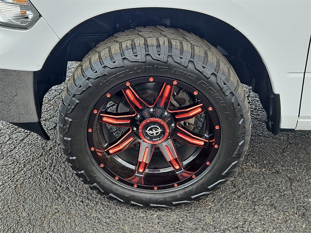 Used 2022 RAM 1500 Classic SLT image 13