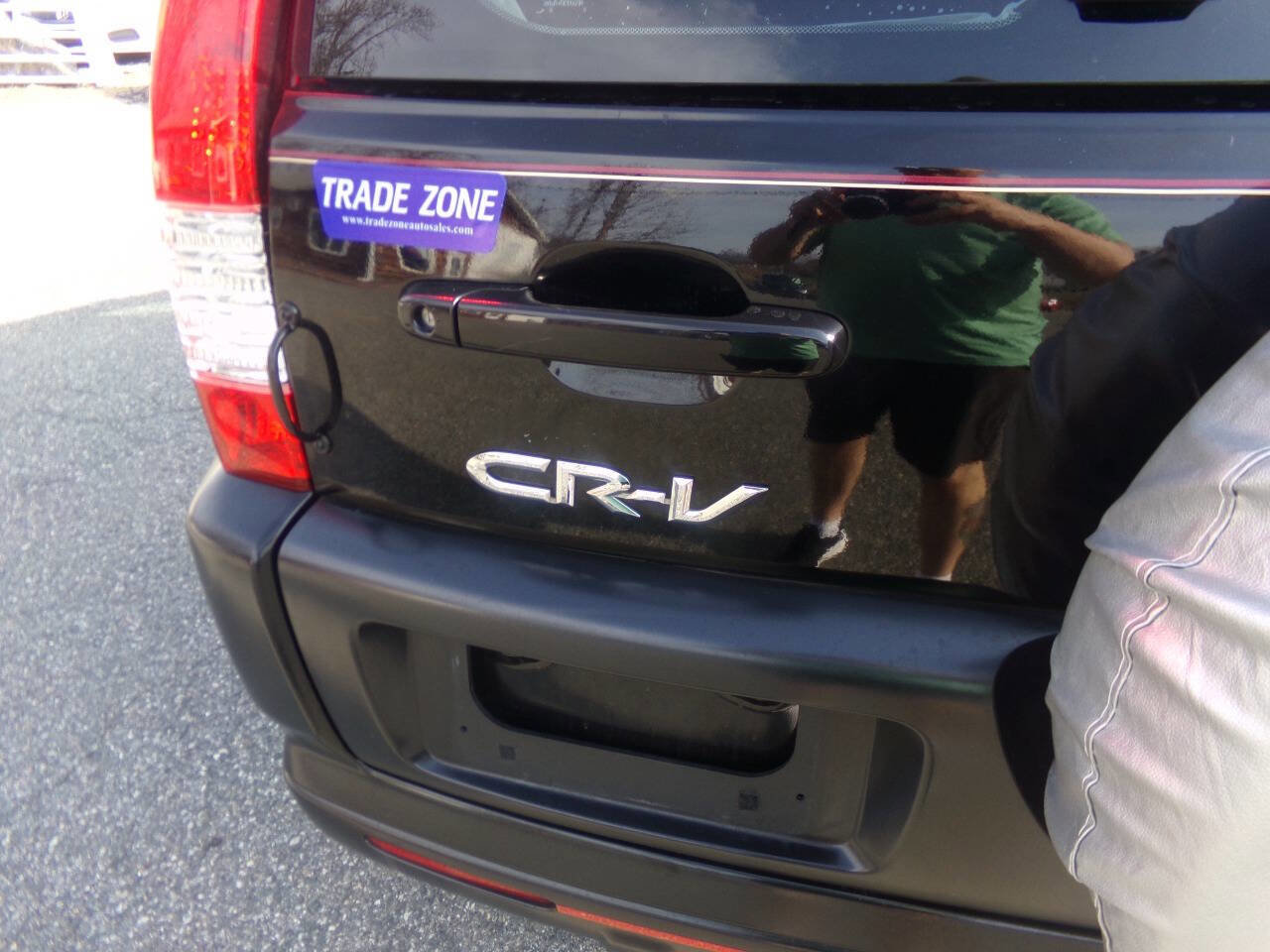 Used 2005 Honda CR-V LX image 8