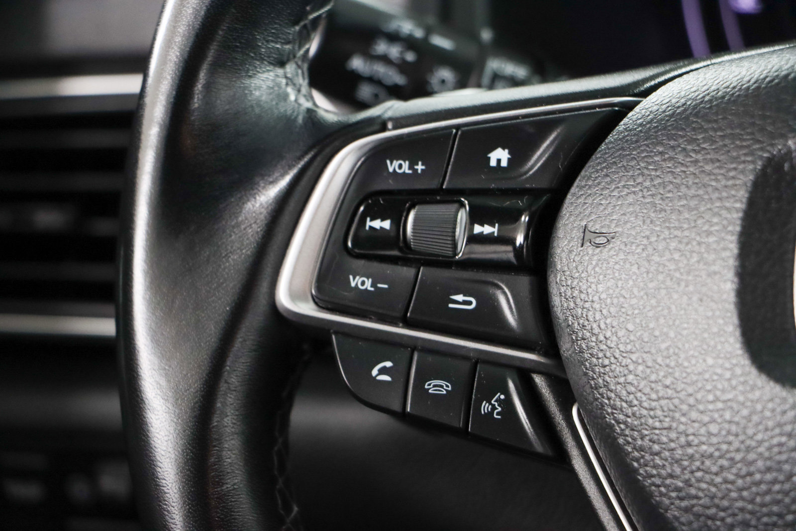 Used 2022 Honda Accord Sport image 13