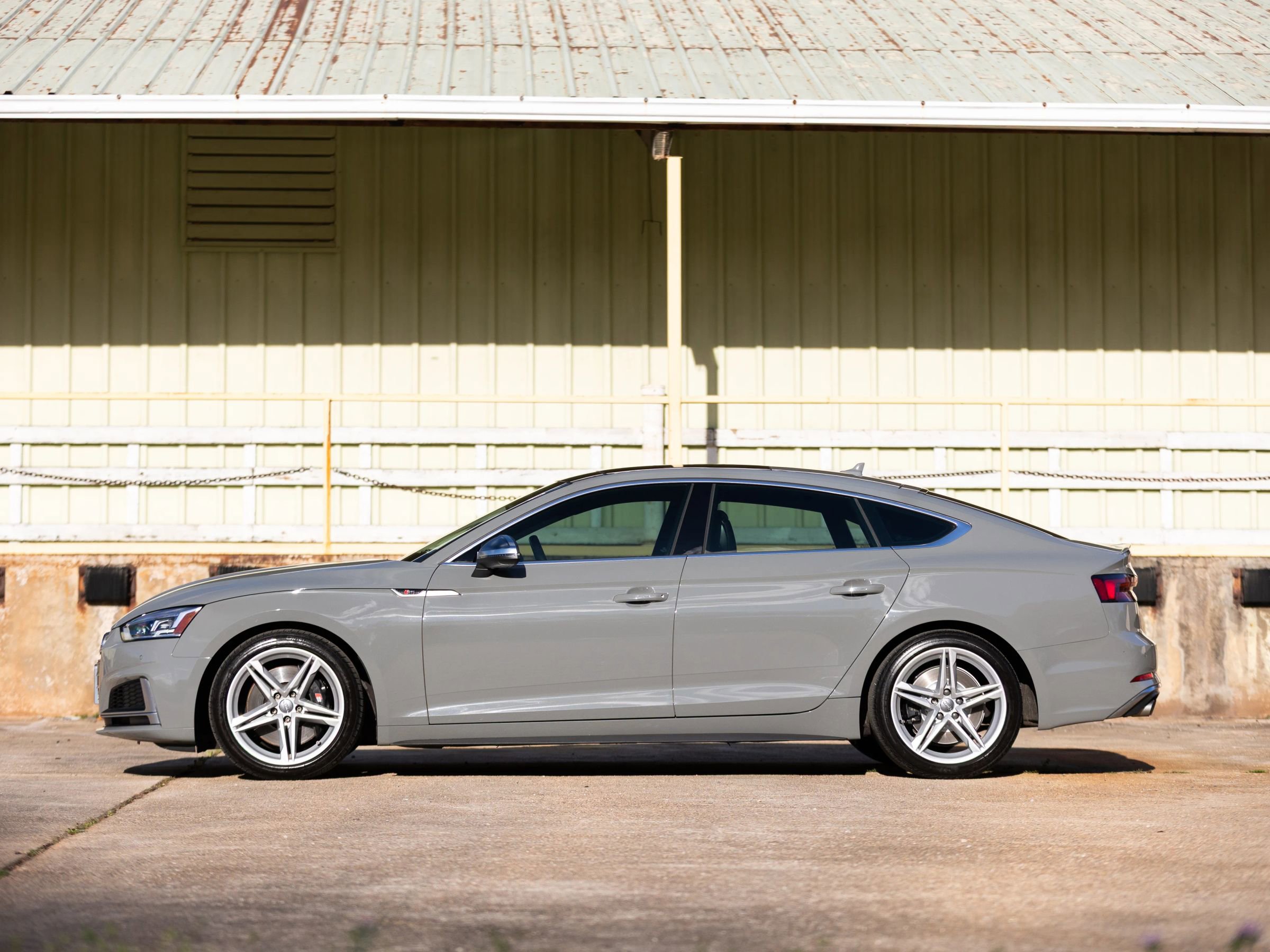 Used 2019 Audi S5 Premium Plus w/ Premium Plus image 4