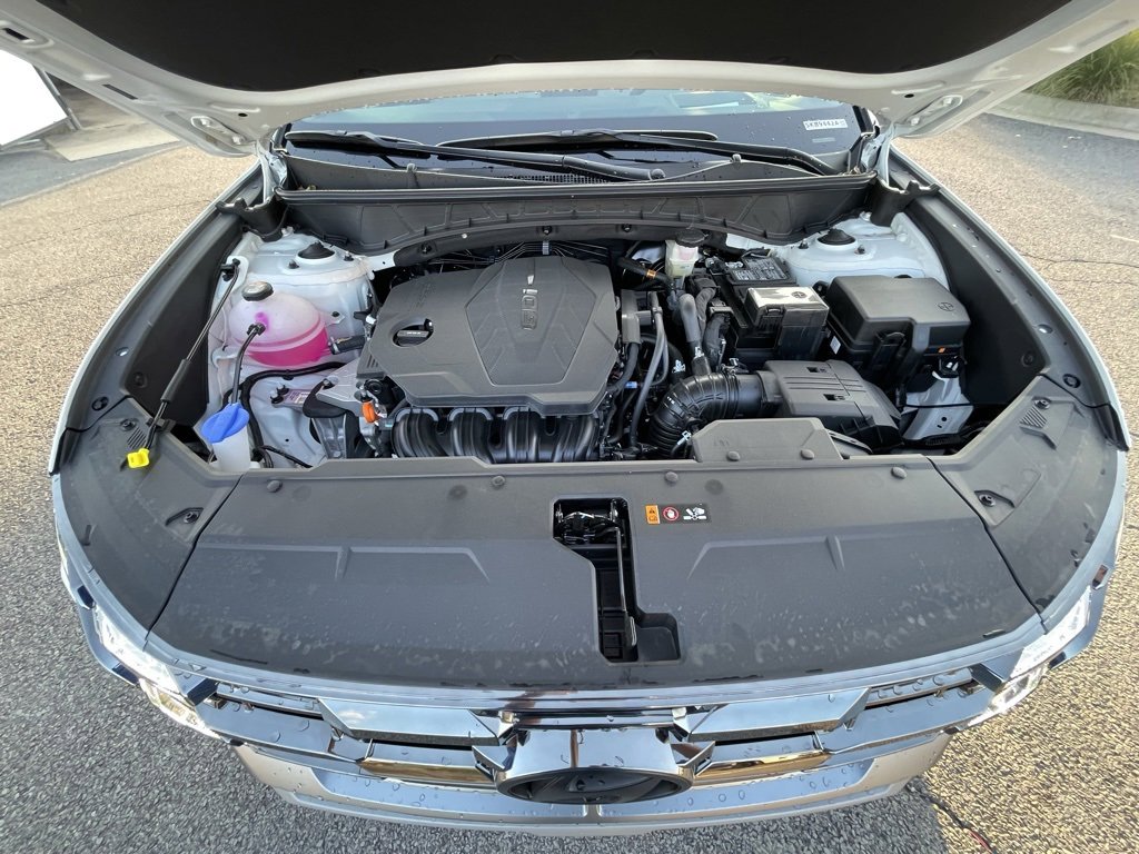 Used 2025 Hyundai Tucson Limited image 33