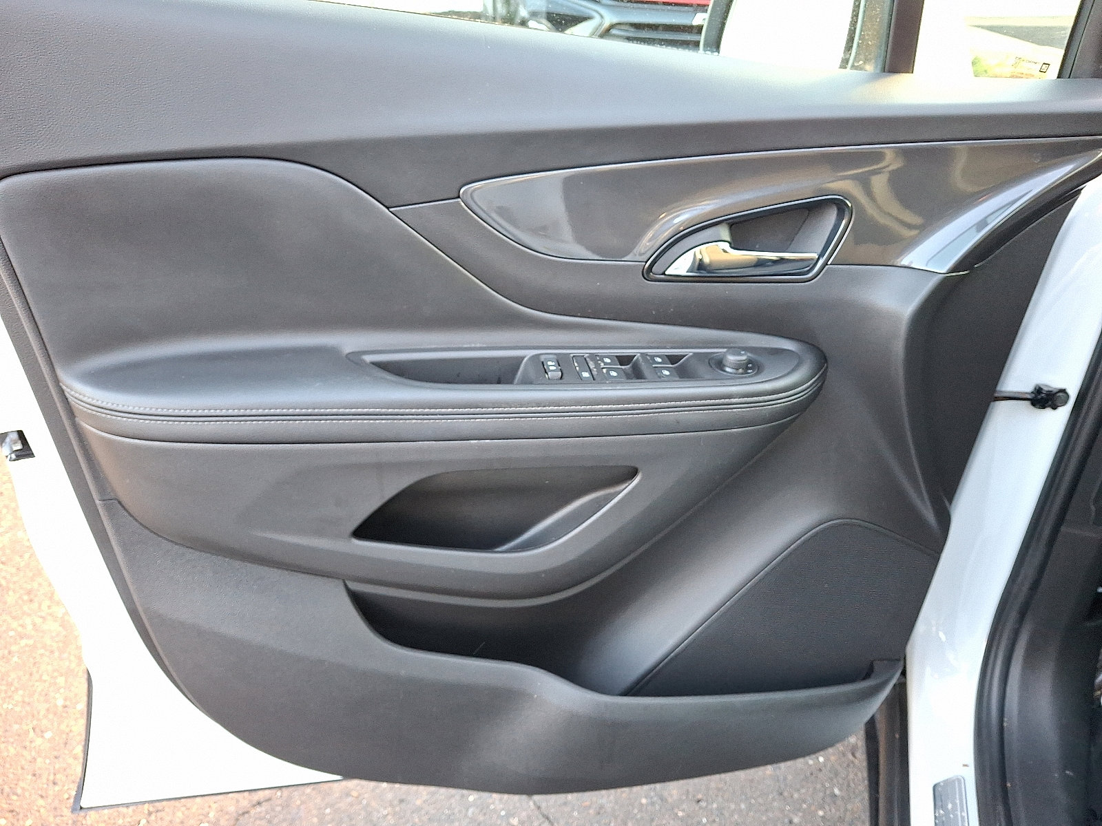 Used 2019 Buick Encore Preferred image 14