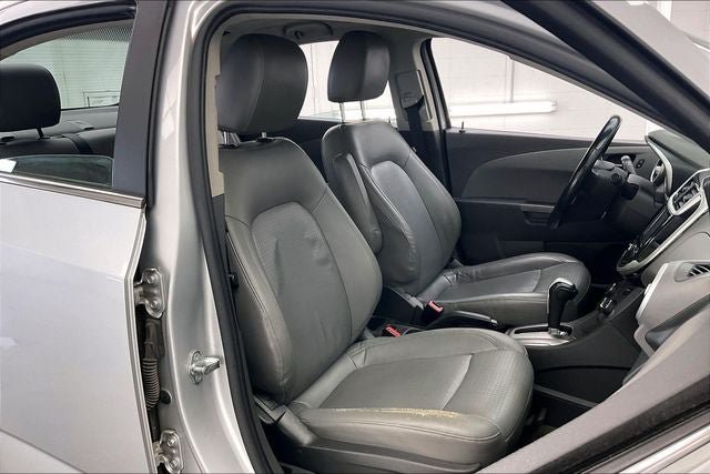 Used 2017 Chevrolet Sonic Premier FWD image 7