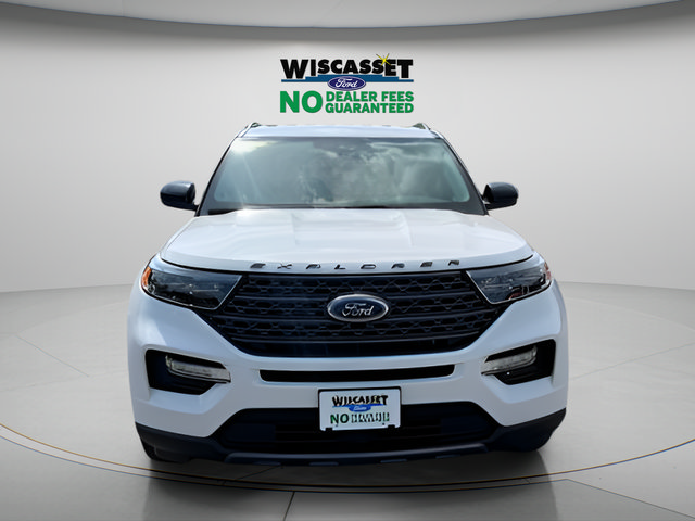 Used 2023 Ford Explorer XLT w/ Equipment Group 202A AWD/4WD image 10