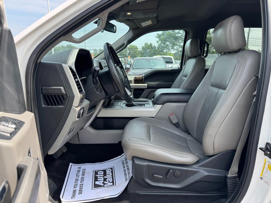 Used 2019 Ford F150 Lariat w/ Equipment Group 502A Luxury AWD/4WD image 15