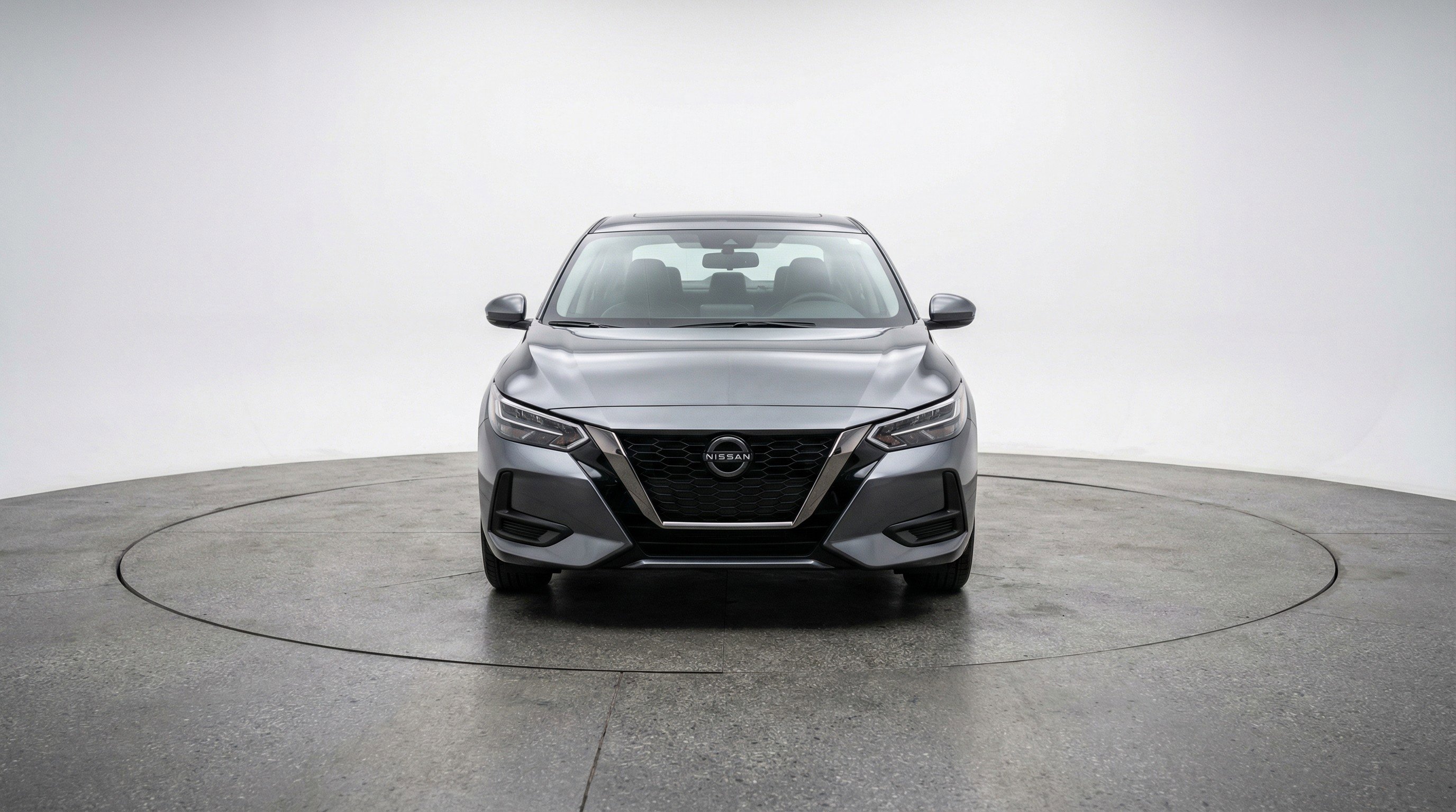 Used 2025 Nissan Sentra SV image 2