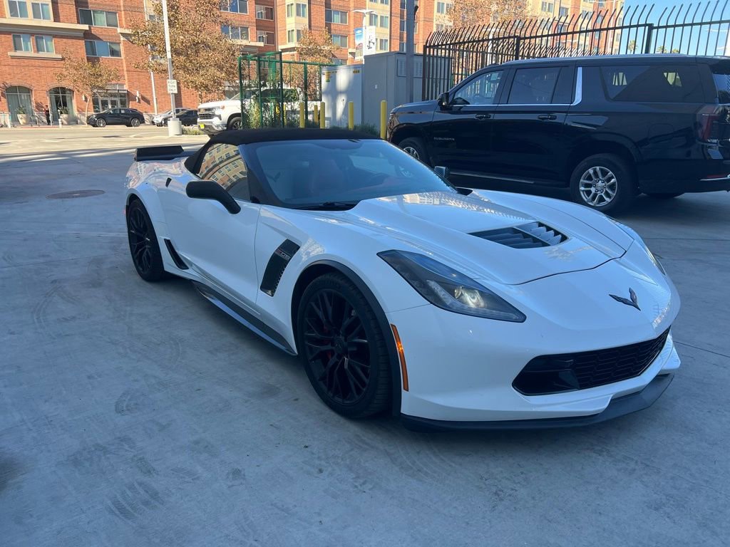 Used 2018 Chevrolet Corvette Z06 image 3