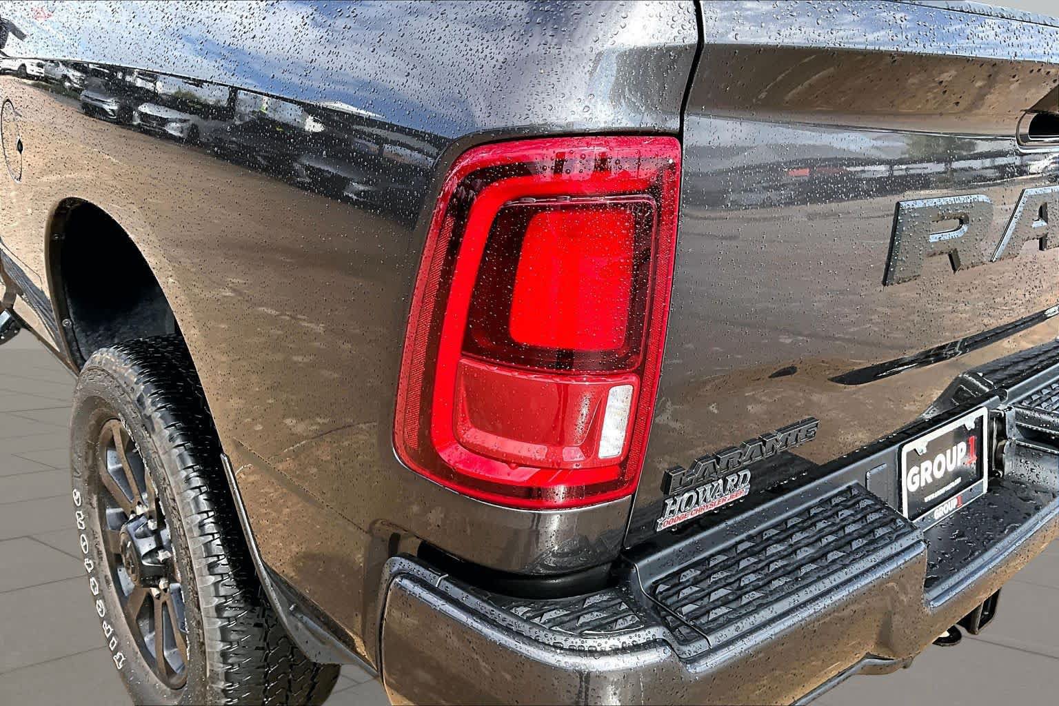 Used 2025 RAM 2500 Laramie AWD/4WD image 29