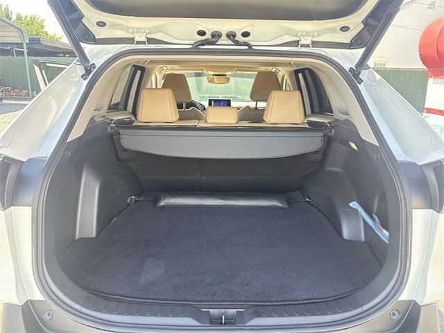 Used 2023 Toyota RAV4 XLE Premium image 23