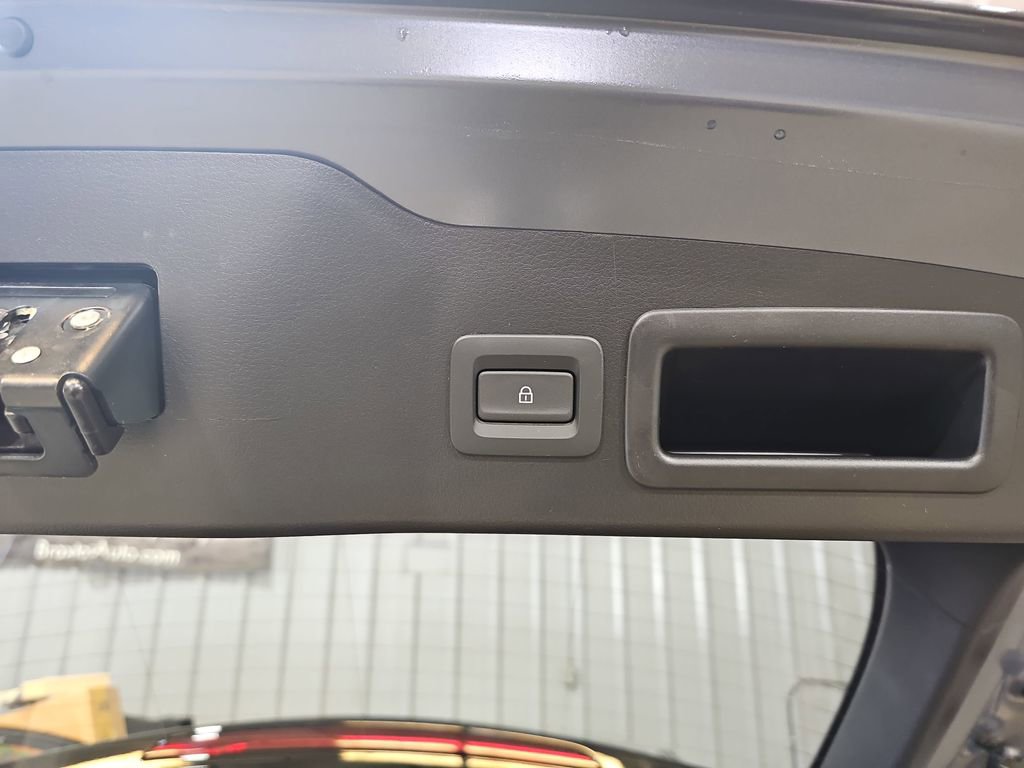 New 2026 MAZDA MAZDA3 2.5 S Hatchback w/ Premium Pkg image 14