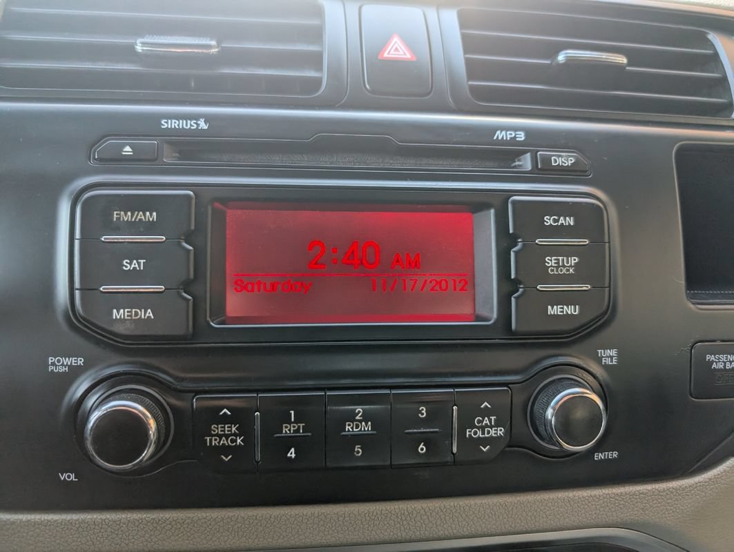 Used 2013 Kia Rio LX FWD image 30