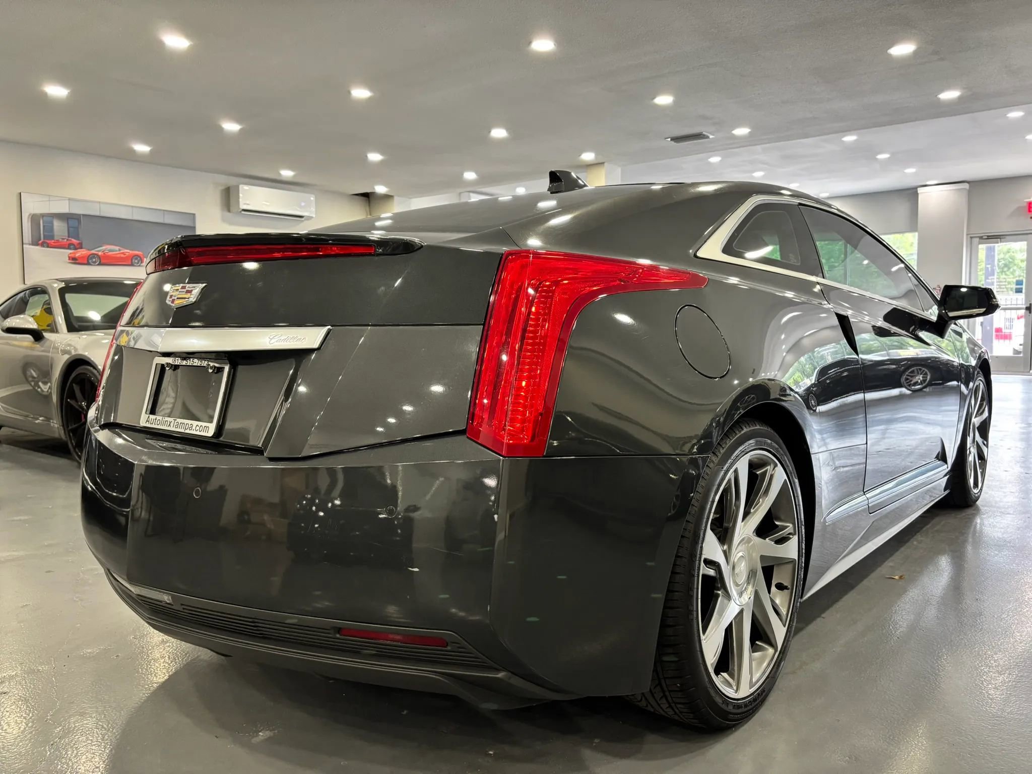 Used 2014 Cadillac ELR w/ Luxury Package FWD image 7