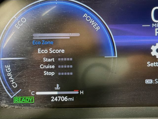 Used 2023 Toyota Crown AWD/4WD image 17