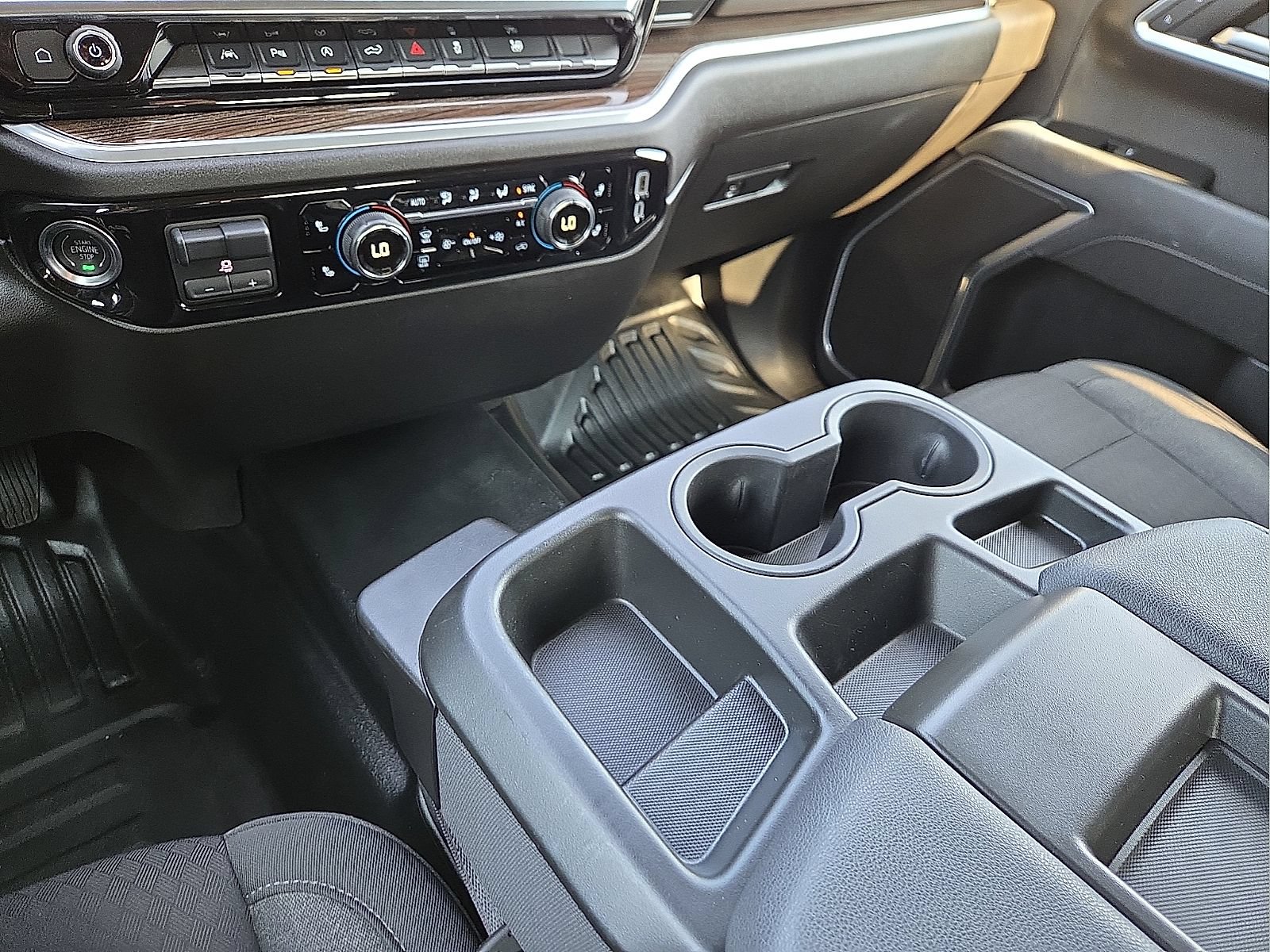 Used 2025 Chevrolet Silverado 1500 LT w/ Safety Package AWD/4WD image 25