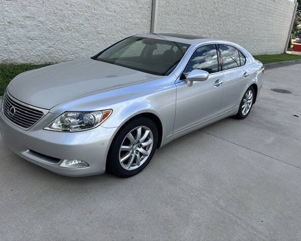 Used 2008 Lexus LS 460 RWD image 23