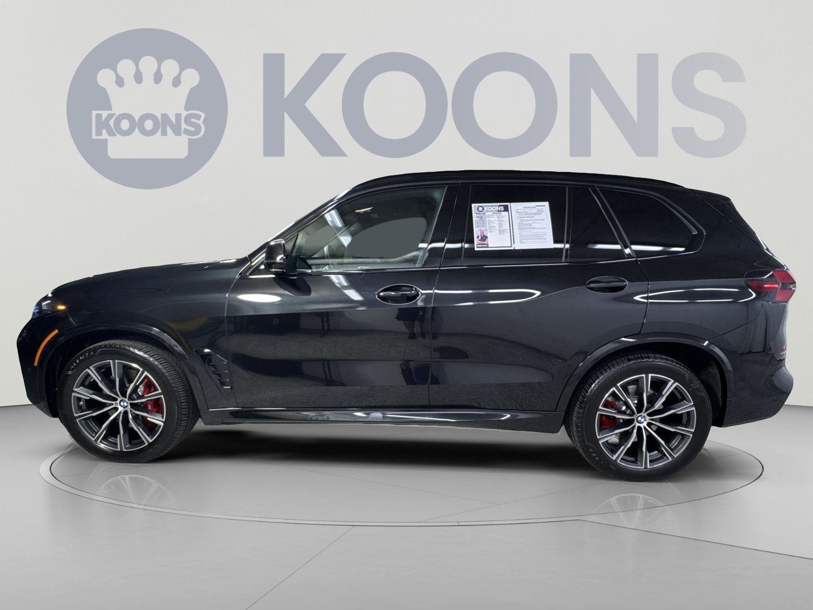 Used 2024 BMW X5 xDrive40i w/ M Sport Package AWD/4WD image 17