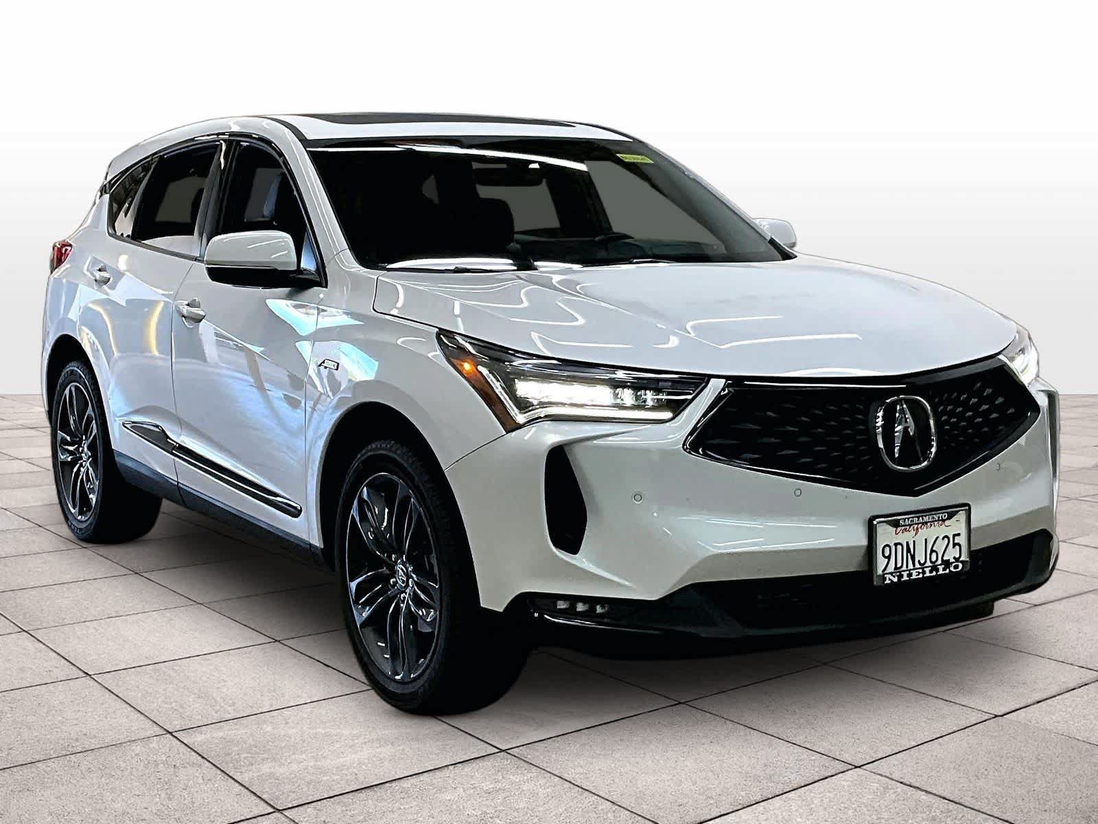Used 2022 Acura RDX w/ Advance Package FWD image 2
