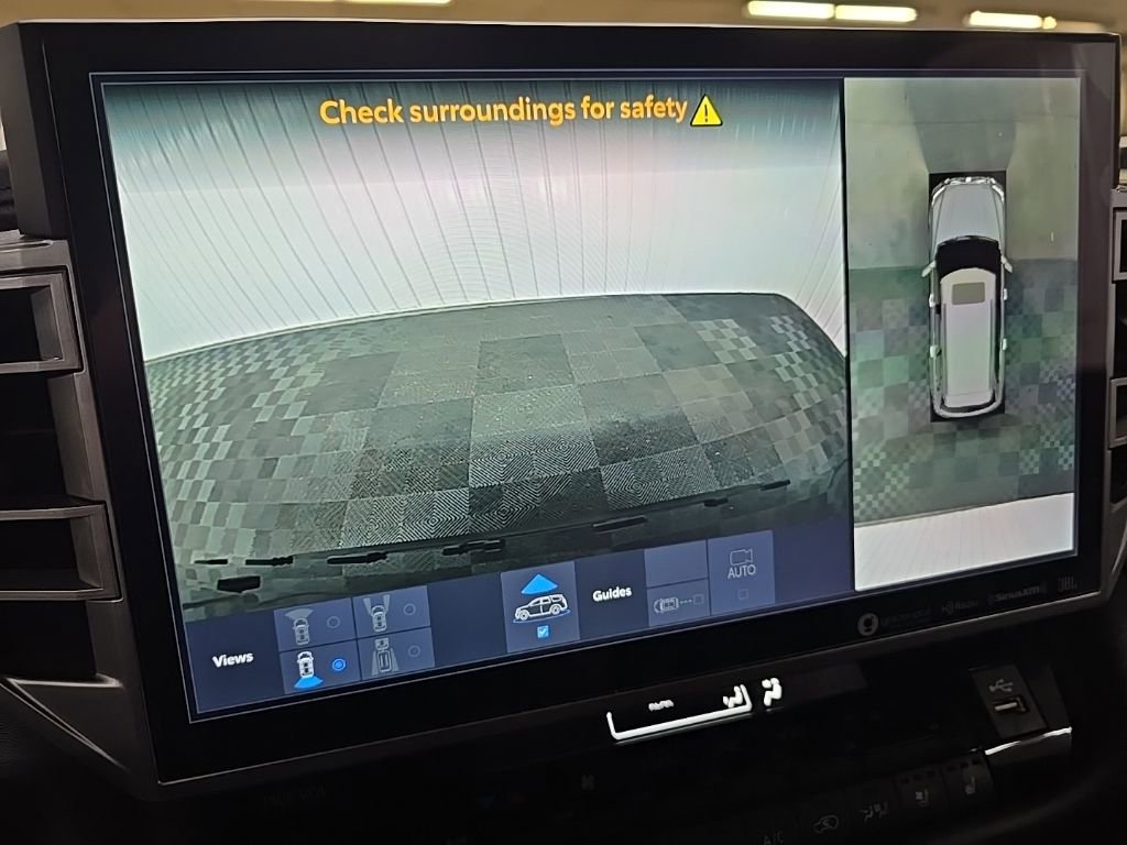 Used 2024 Toyota Sequoia Platinum image 24