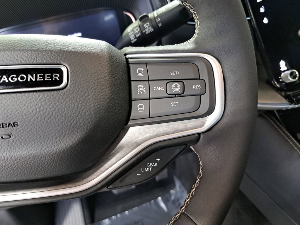 New 2026 Jeep Grand Wagoneer Limited AWD/4WD image 19