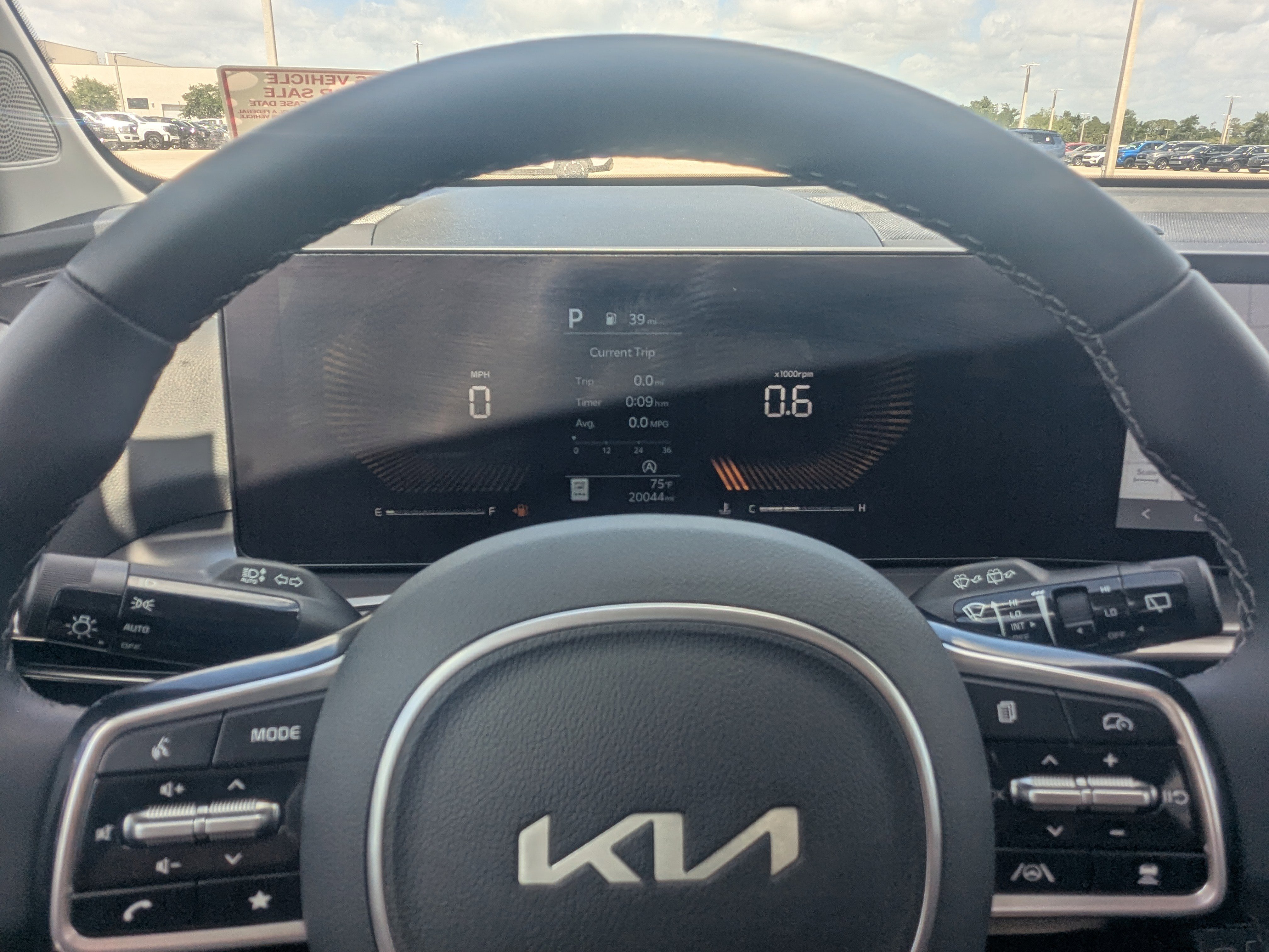 Certified 2024 Kia Sorento S w/ Panoramic Sunroof Package image 37