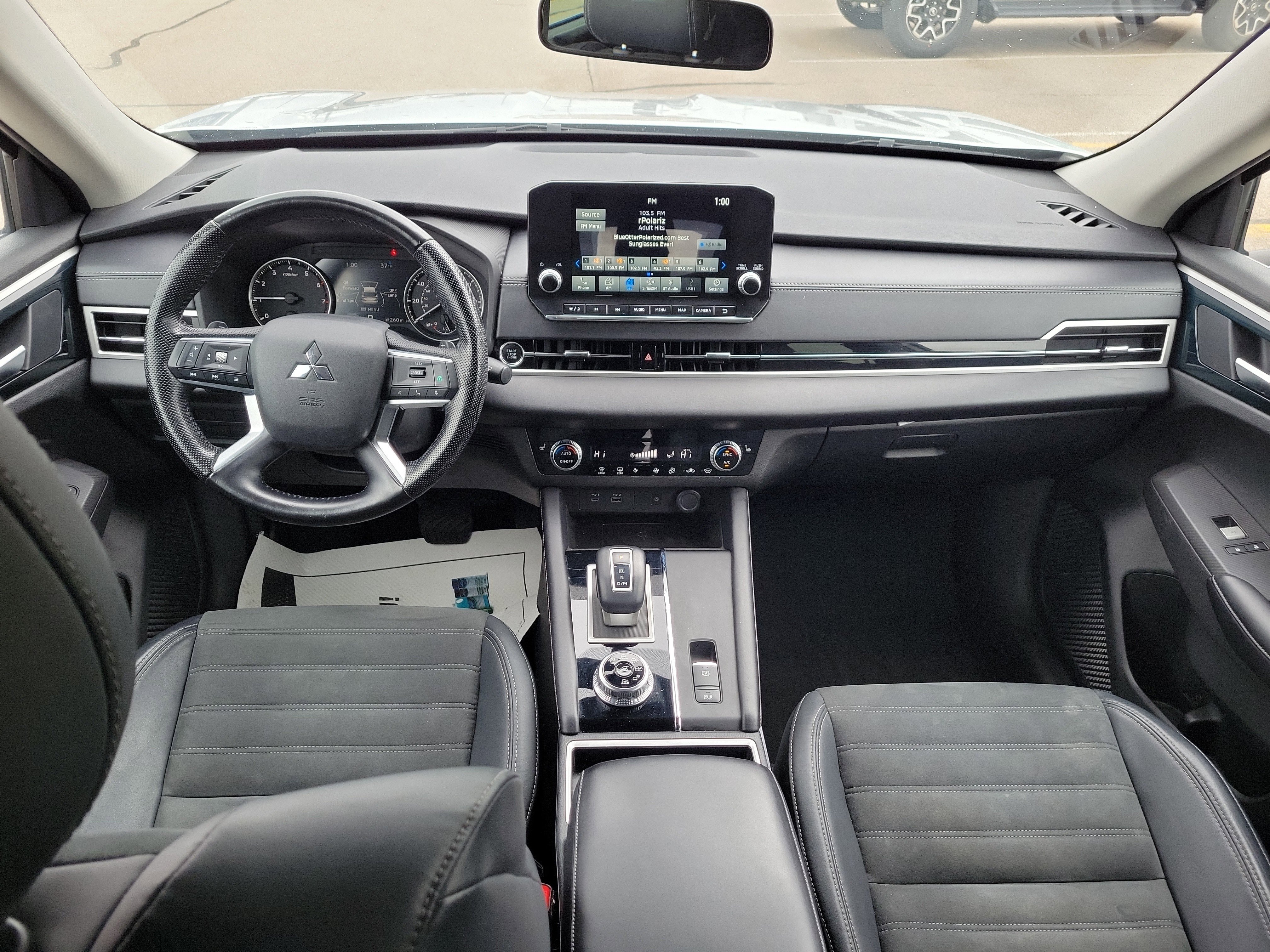 Used 2022 Mitsubishi Outlander SE image 10