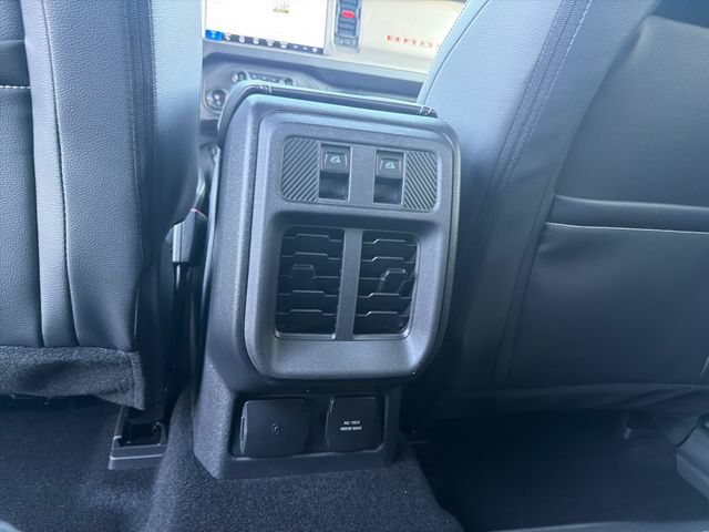New 2026 Ford Bronco Outer Banks w/ Sasquatch Package AWD/4WD image 34
