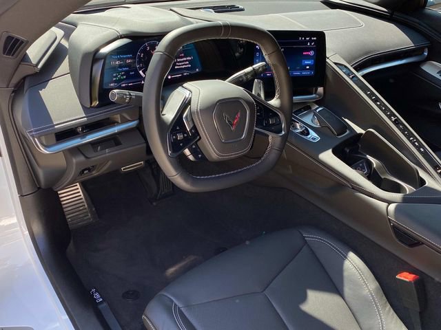 Used 2025 Chevrolet Corvette Stingray Convertible w/ Z51 Performance Package image 8