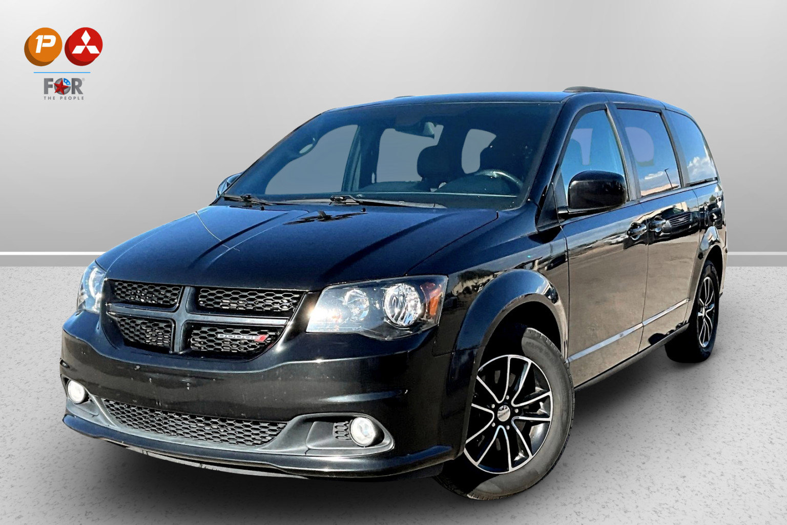Used 2019 Dodge Grand Caravan GT image 1