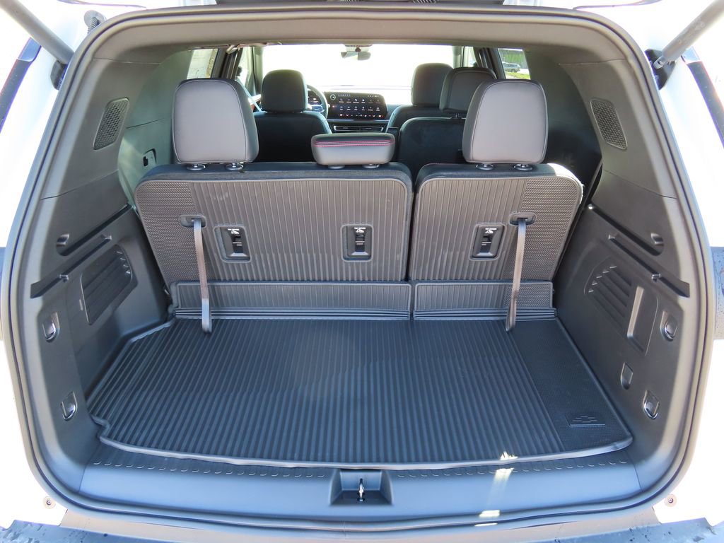 New 2026 Chevrolet Traverse Z71 image 18