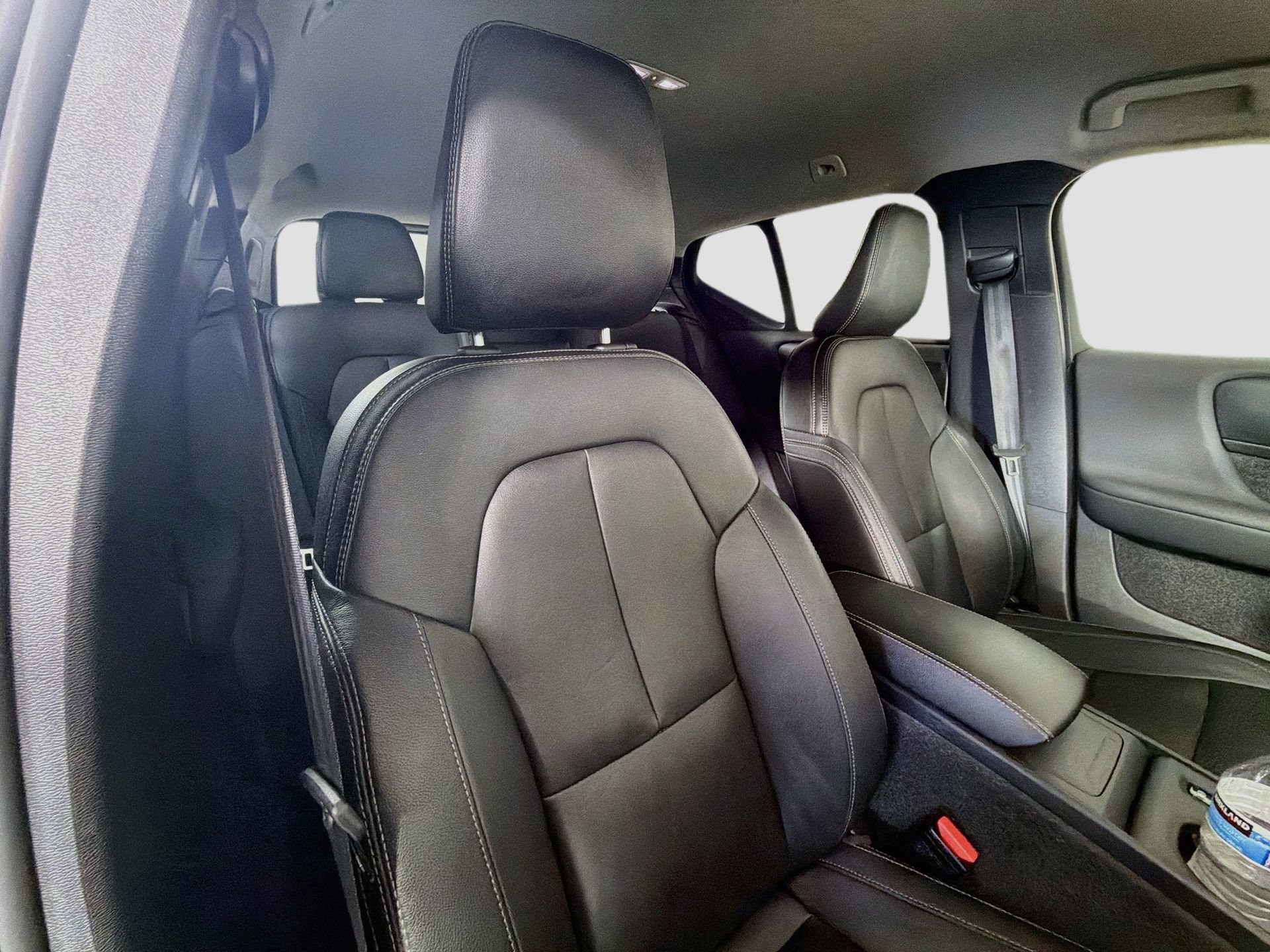 Certified 2024 Volvo XC40 B5 Core AWD/4WD image 27