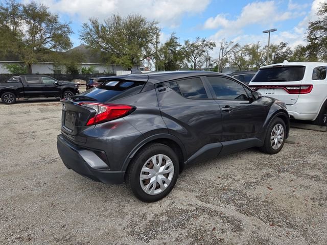 Used 2021 Toyota C-HR LE image 5