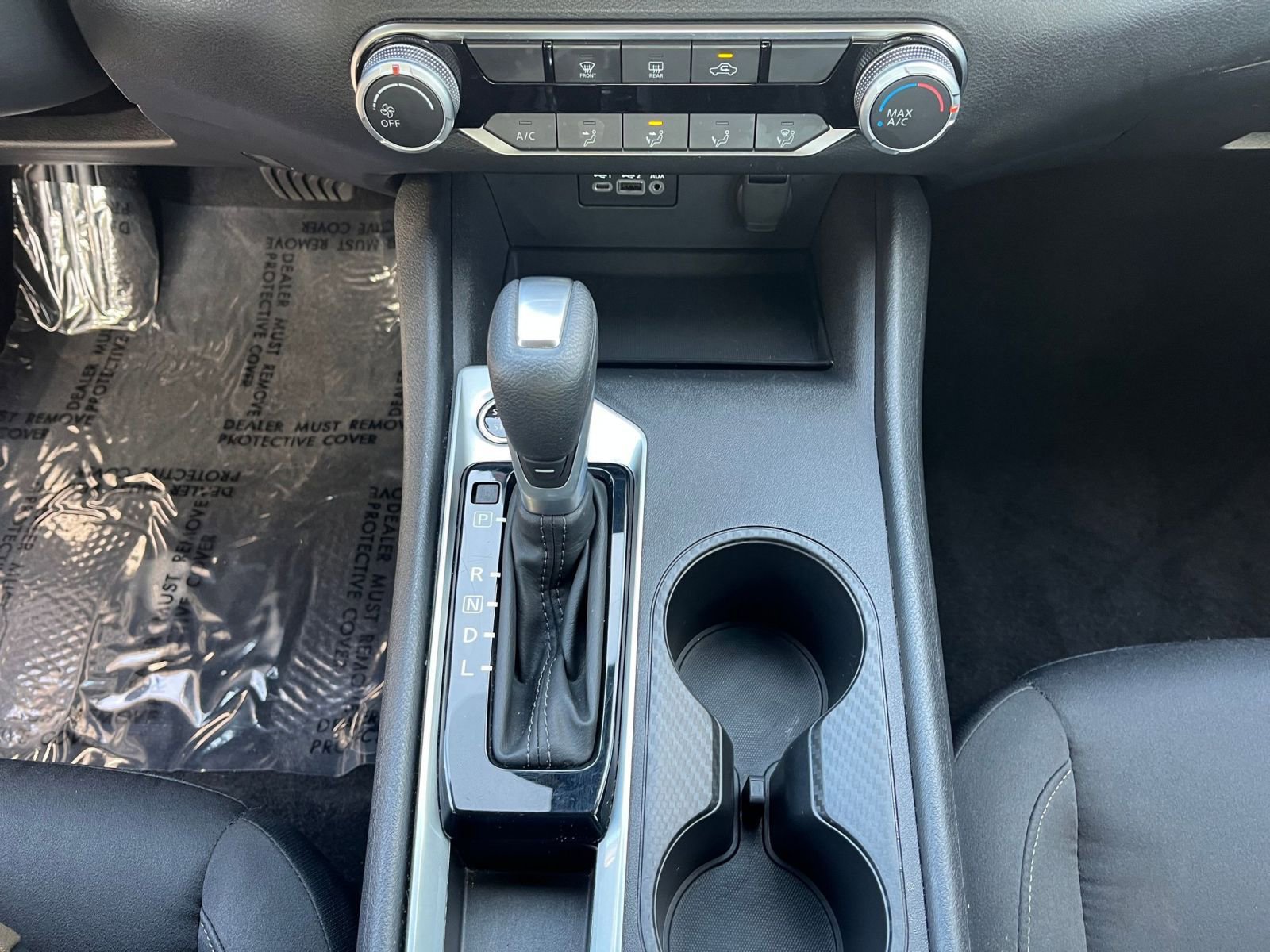 Used 2025 Nissan Altima 2.5 SV image 40