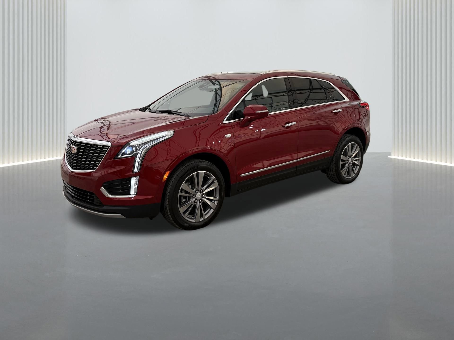New 2025 Cadillac XT5 Premium Luxury