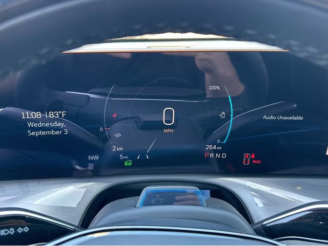 New 2026 Cadillac Vistiq Luxury w/ LPO, Floor Liner Package AWD/4WD image 30