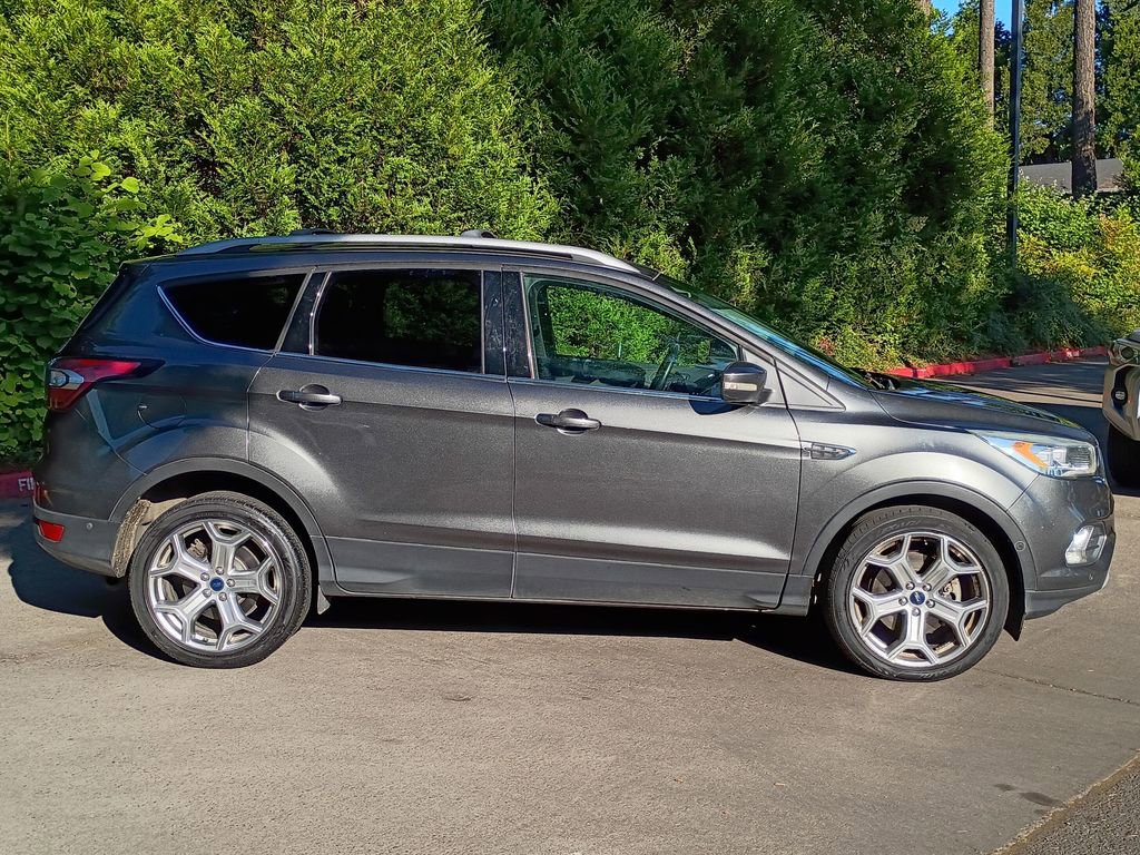 Used 2017 Ford Escape Titanium w/ Equipment Group 301A AWD/4WD image 3
