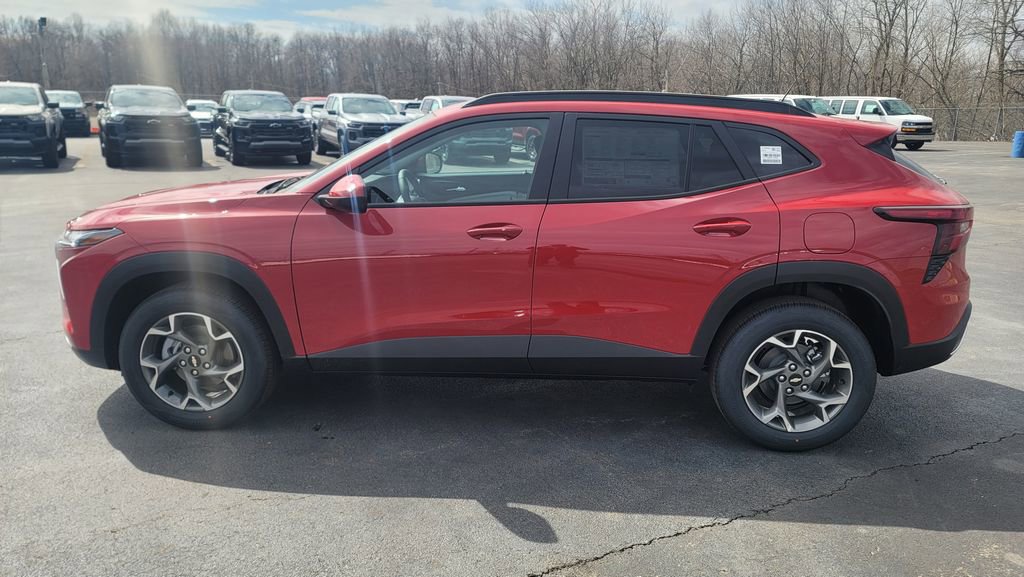 New 2026 Chevrolet Trax LT w/ Driver Confidence Package image 7