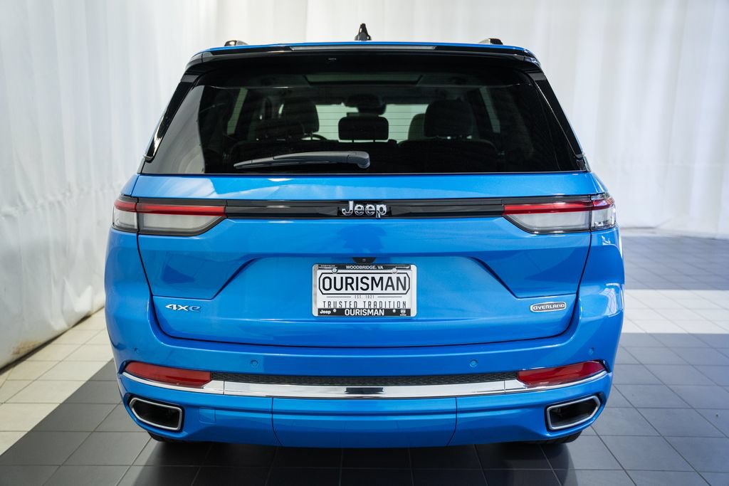 Used 2022 Jeep Grand Cherokee Overland AWD/4WD image 5