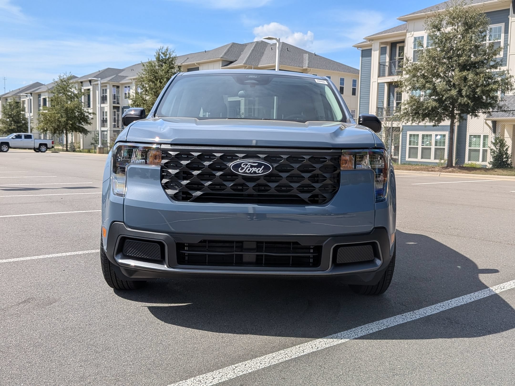 New 2026 Ford Maverick XLT w/ XLT Luxury Package FWD image 9