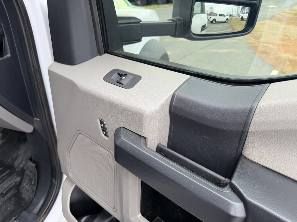 Used 2022 Ford F450 XL w/ Power Equipment Group image 29