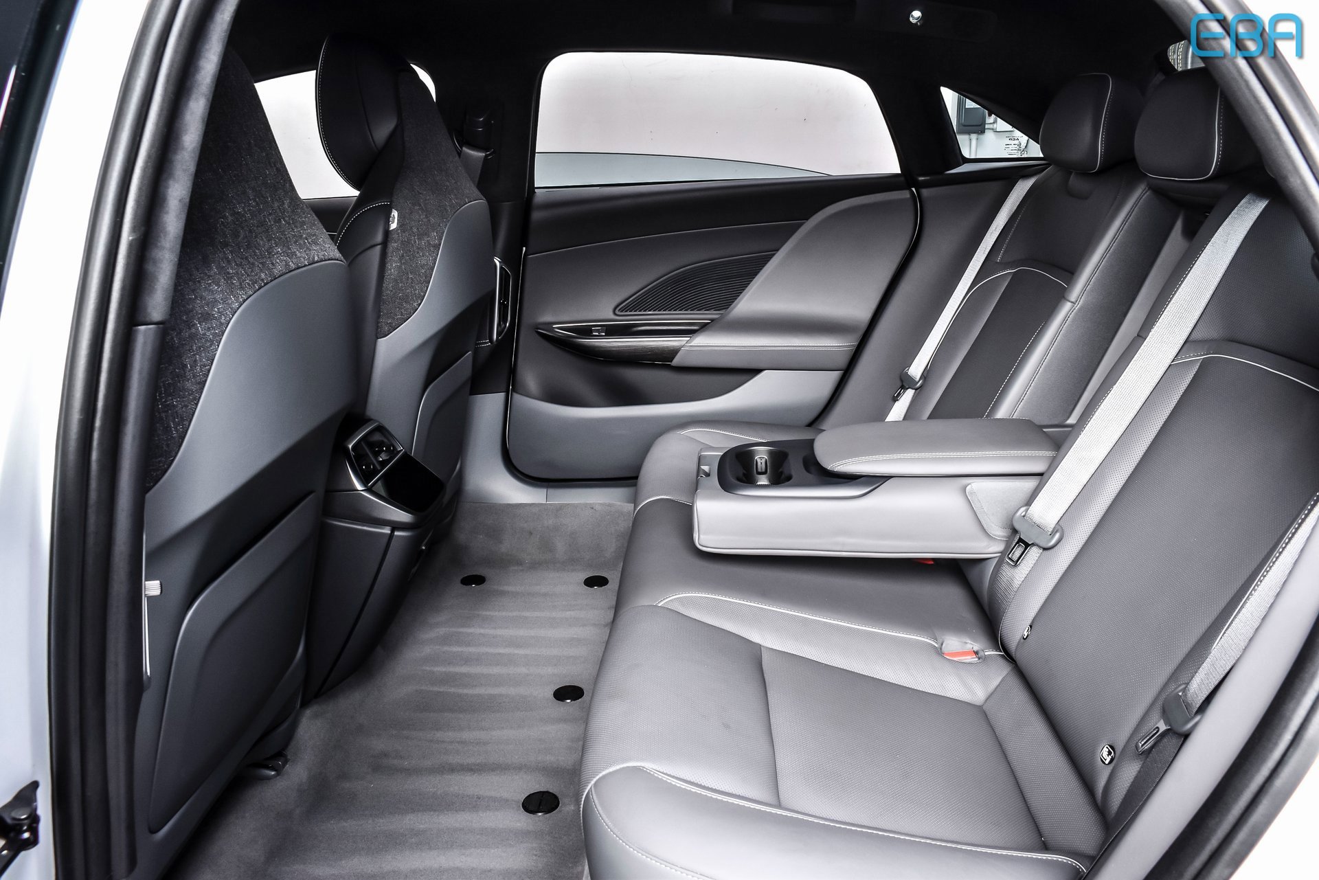 Used 2024 Lucid Air Touring image 22